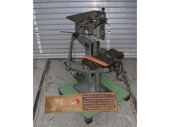 Milling machine