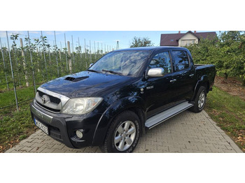Car TOYOTA Hilux