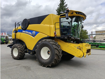 Combine harvester NEW HOLLAND CX series