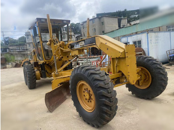Grader CATERPILLAR 140H: picture 3