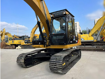 Crawler excavator CATERPILLAR 320D: picture 5