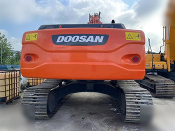 Crawler excavator DOOSAN DX225 LC: picture 4