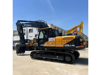 Crawler excavator HYUNDAI