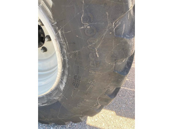 Tire for Agricultural machinery Vredestein 600/55 R26.5: picture 2