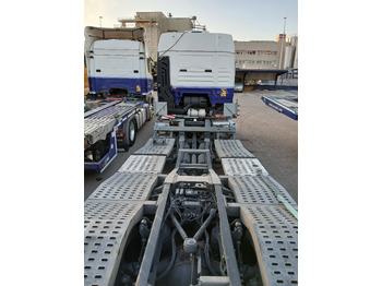 Cab chassis truck for transportation of heavy machinery MAN TGX 18.480: picture 2