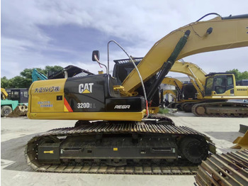 Crawler excavator