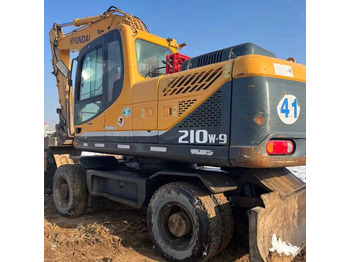 Crawler excavator HYUNDAI