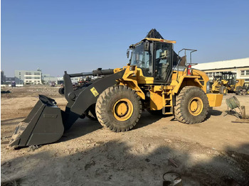 Wheel loader 105L: picture 2 Wheel loader 105L: picture 2