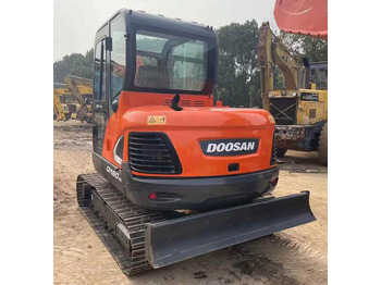 Crawler excavator DOOSAN DX60