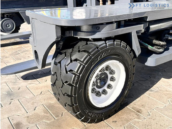 4-way reach truck Combilift C4000 / LPG / DUPLEX / 4500MM / FREE LIFT / LIKE NEW C4000 / LPG / DUPLEX / 4500MM / FREE LIFT / LIKE NEW: picture 4