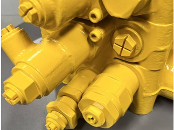 New Hydraulic valve for Excavator KOMATSU 723-57-11700: picture 2