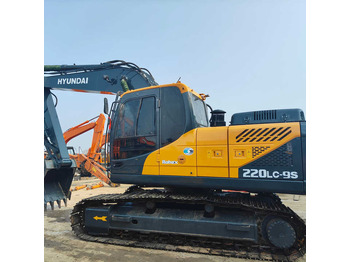 Crawler excavator HYUNDAI