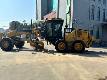 Grader CATERPILLAR 160