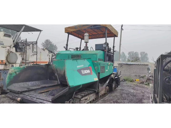 Asphalt paver XCMG