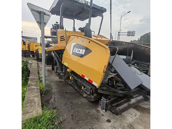Asphalt paver XCMG