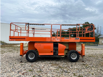 Scissor lift JLG