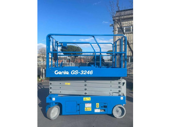 Scissor lift GENIE