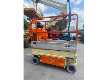 Scissor lift JLG 1930ES: picture 3