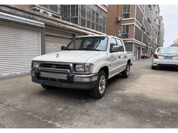 Tipper TOYOTA Toyota Hilux Truck Click for Discount: picture 3