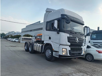Tractor truck SHACMAN