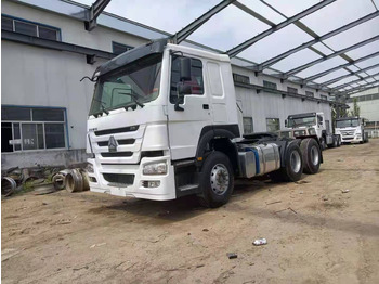 Tractor truck SINOTRUK HOWO