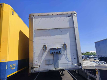 Curtainsider semi-trailer