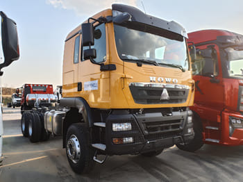 Tractor truck SINOTRUK