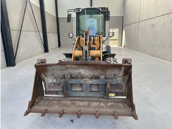 Wheel loader Liebherr L 506: picture 3