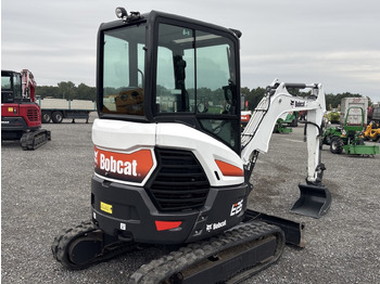 Mini excavator BOBCAT E26: picture 4