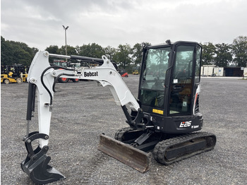Mini excavator BOBCAT E26: picture 2