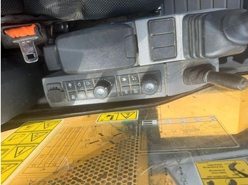 Mini excavator CAT 306CR: picture 3 Mini excavator CAT 306CR: picture 3