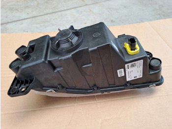 Fog light for Truck Neuwertiger Nebelscheinwerfer MAN TG3 rechts, Artikel - Nr. : 81.25204 - 0002 / 0001: picture 2 Fog light for Truck Neuwertiger Nebelscheinwerfer MAN TG3 rechts, Artikel - Nr. : 81.25204 - 0002 / 0001: picture 2