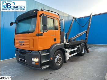 Skip loader truck MAN TGA 18.360