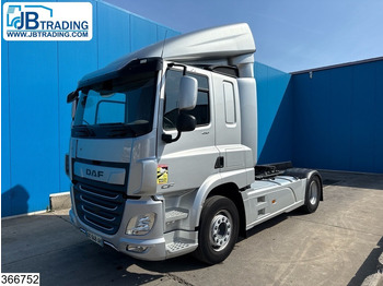 Tractor truck DAF CF 450