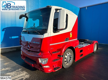 Tractor truck MERCEDES-BENZ Actros 1843