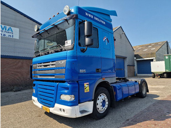 Tractor truck DAF XF 105 460