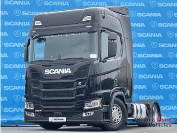 Tractor truck SCANIA R 460