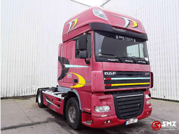 Tractor truck DAF XF 105 460