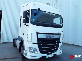 Tractor truck DAF XF 106 460