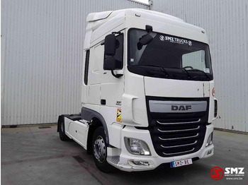 Tractor truck DAF XF 106 460