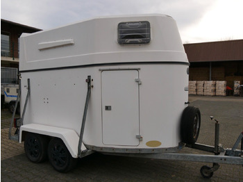 Livestock trailer