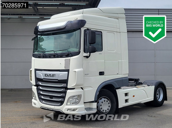 Tractor truck DAF XF 530
