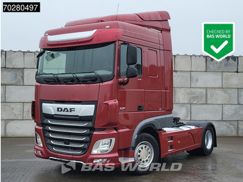 Tractor truck DAF XF 530