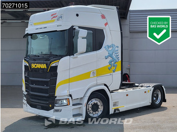 Tractor truck SCANIA S 520