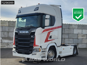 Tractor truck SCANIA S 520