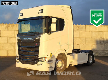 Tractor truck SCANIA S 520