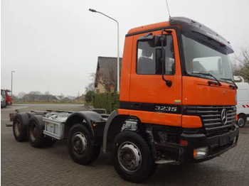 Cab chassis truck MERCEDES-BENZ Actros
