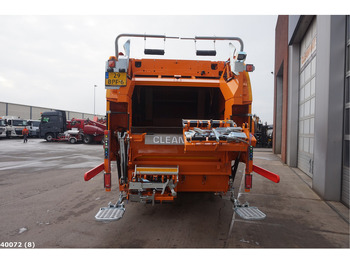Garbage truck Mercedes-Benz Actros 2533: picture 4