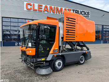 Road sweeper RAVO