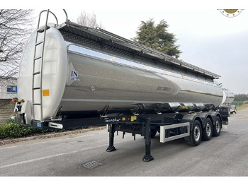 Tanker semi-trailer